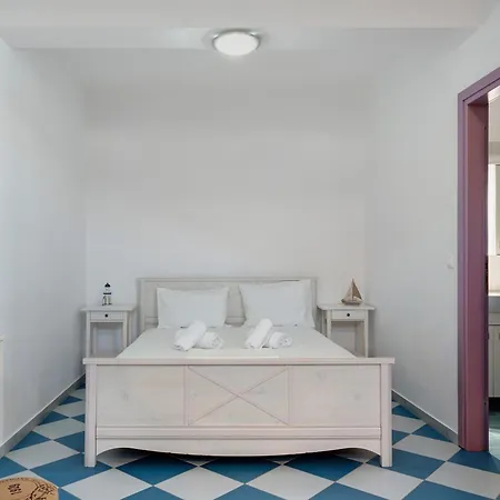 アパート Nicolas House 3 Pera Rachidi