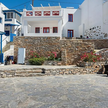 アパート Nicolas House 3 Pera Rachidi