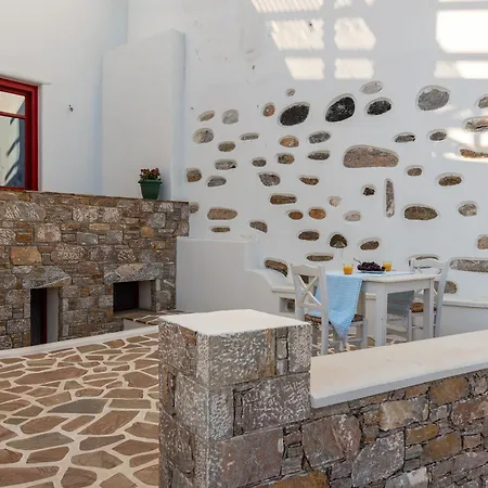 Nicolas House 3 Pera Rachidi