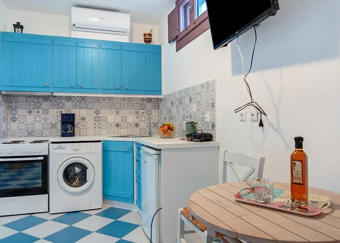 Nicolas House 3 Pera Rachidi